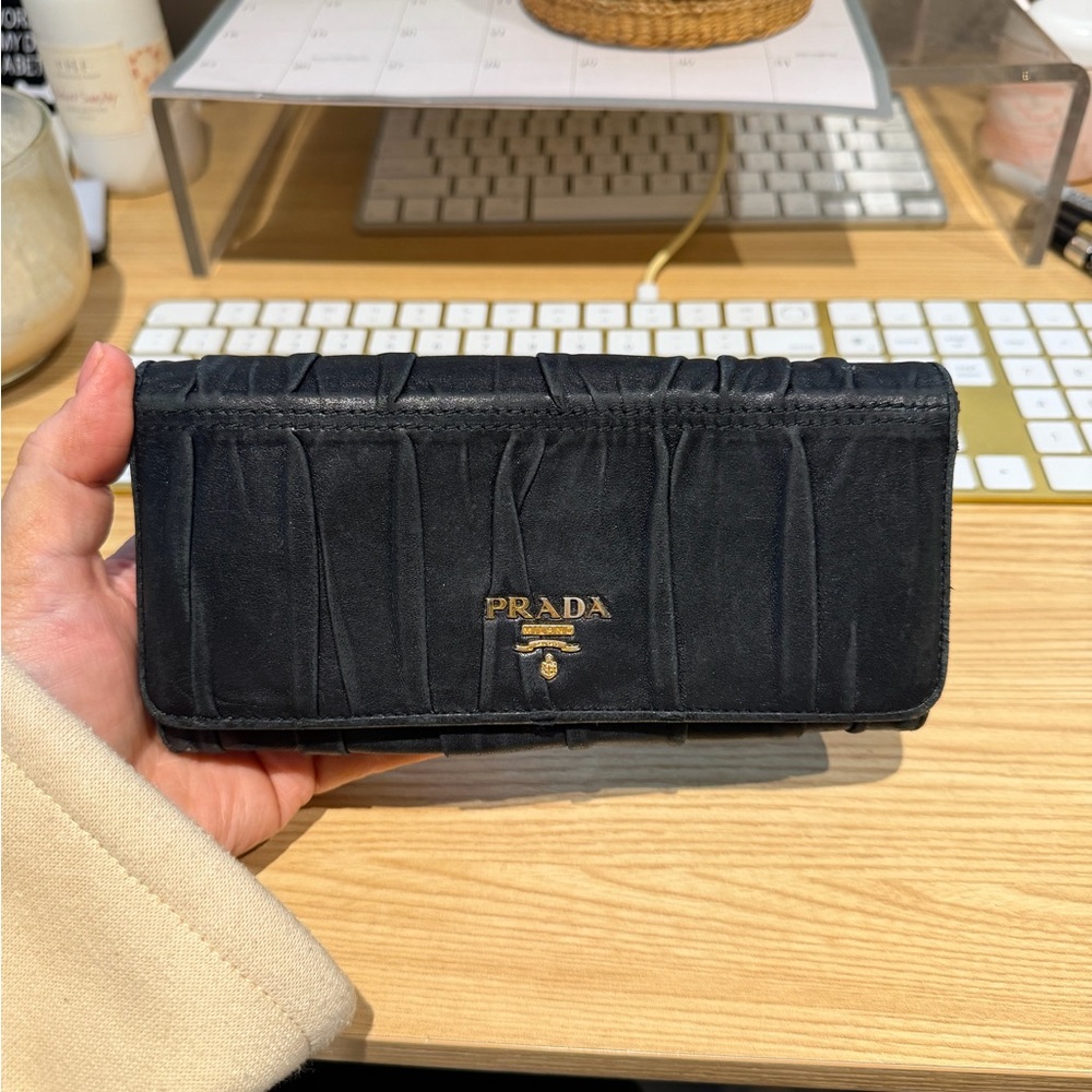 Prada Black Pleated Leather Wallet - soft leather - Picture 2 of 3